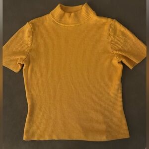 St. John Yellow Ribbed Short Sleeve Top